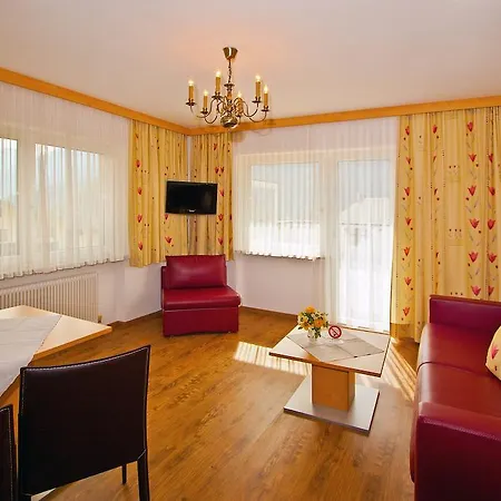 Ferienwohnungen Appartements Patscheider Finkenberg Room photo